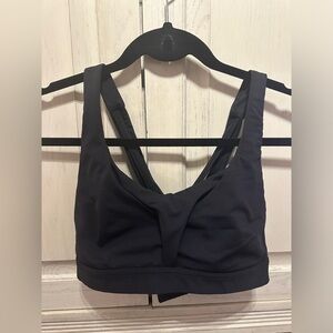 ♟️💣🖤Lululemon sports bra🖤💣♟️